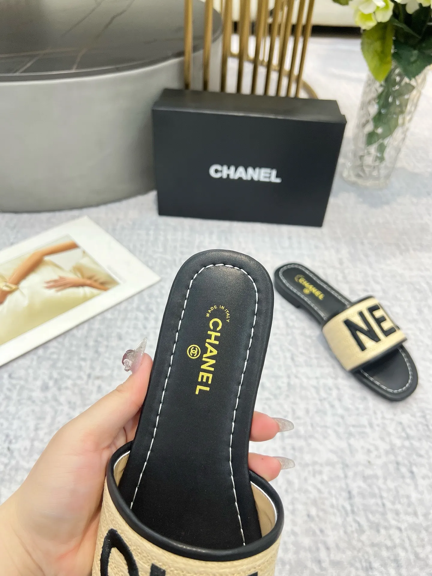 💕💕Factory direct selling price p340💕💕 Genuine leather sole +30 CHANEL, the upper uses three-dimensional electric embroidery technology, the upper foot is comfortable, soft and breathable, must-have size 35-43, leather sole +30